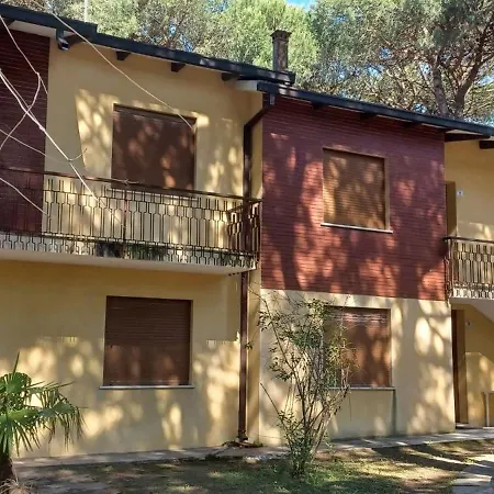 Apartment Comfortable For 5 Guests In Rosolina Rosolina Mare